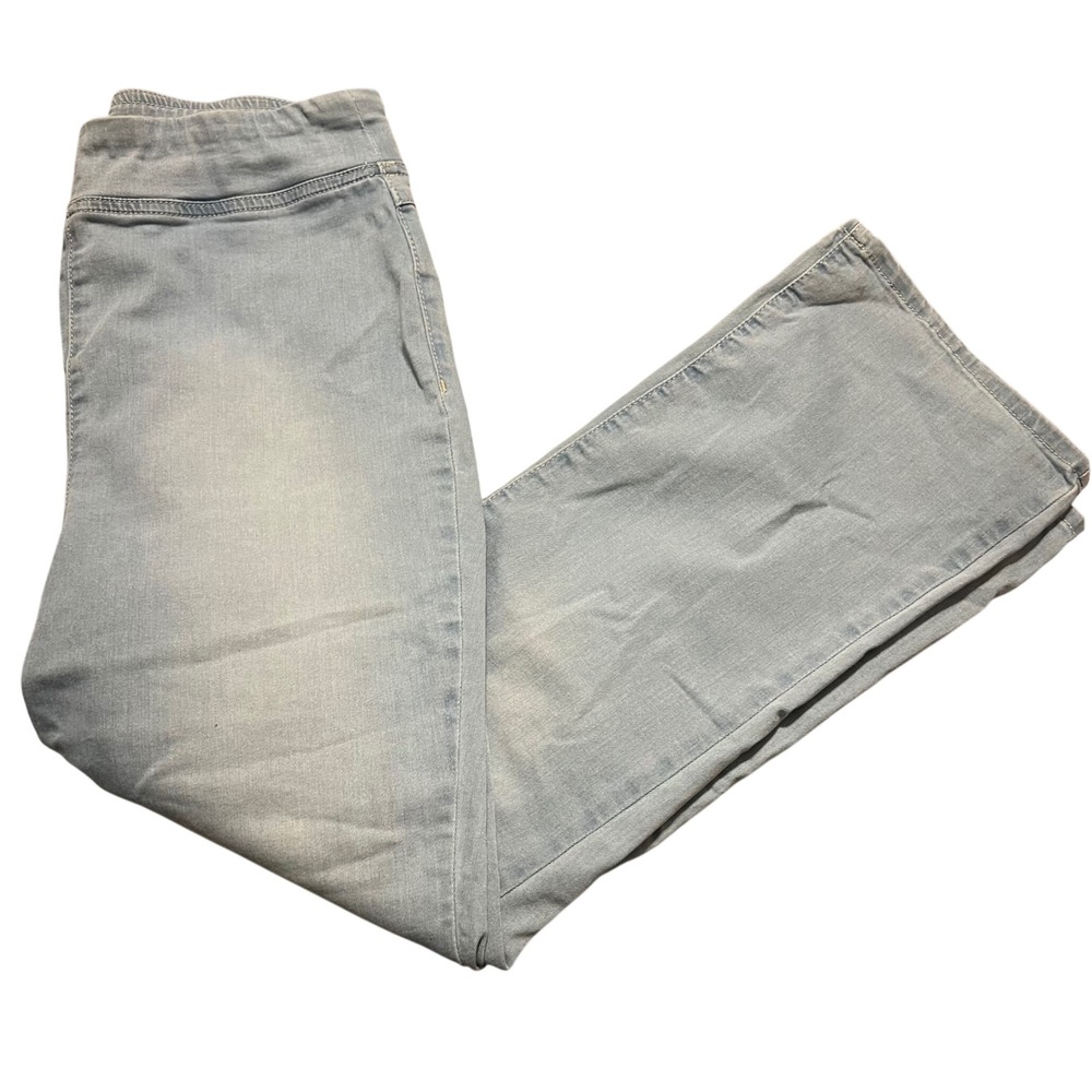 WE THE FREE Women Light Wash Flare Jeans Size L Made in Turkey